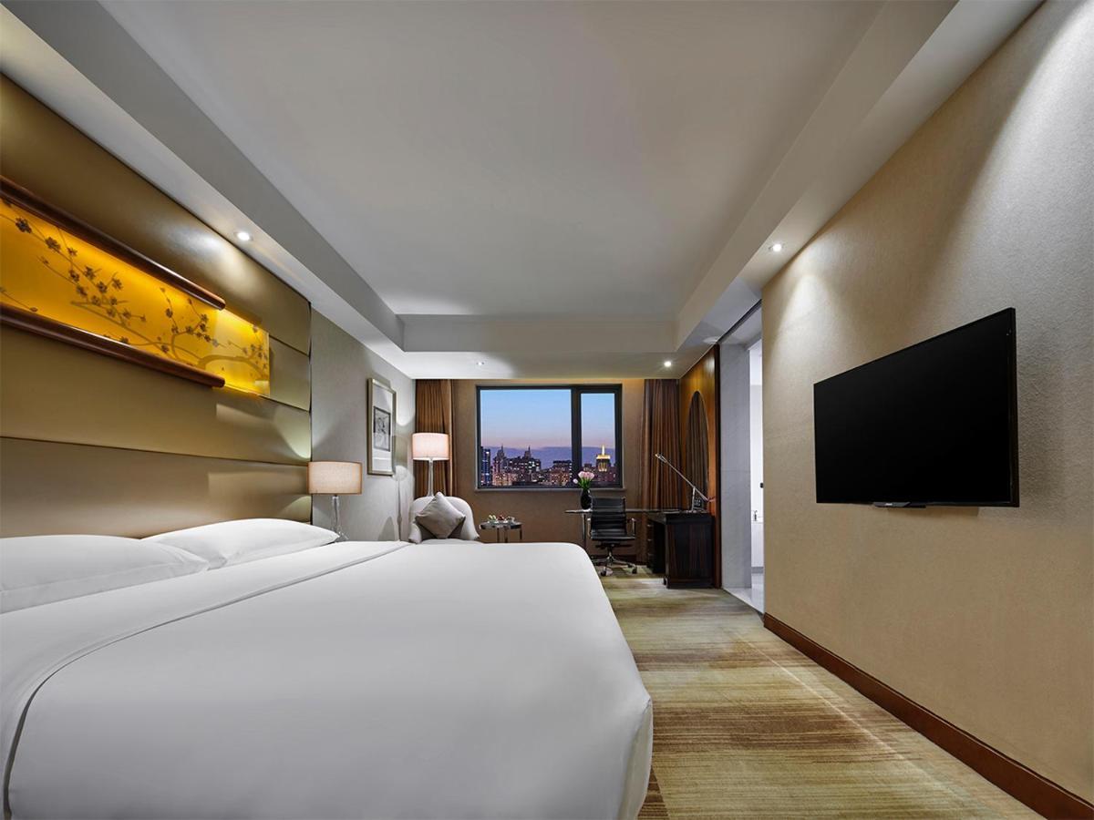 Gehua New Century Hotel Пекин Екстериор снимка